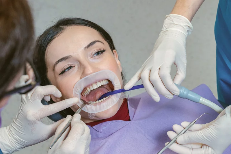 Liren - Clinica stomatologica, Bucuresti